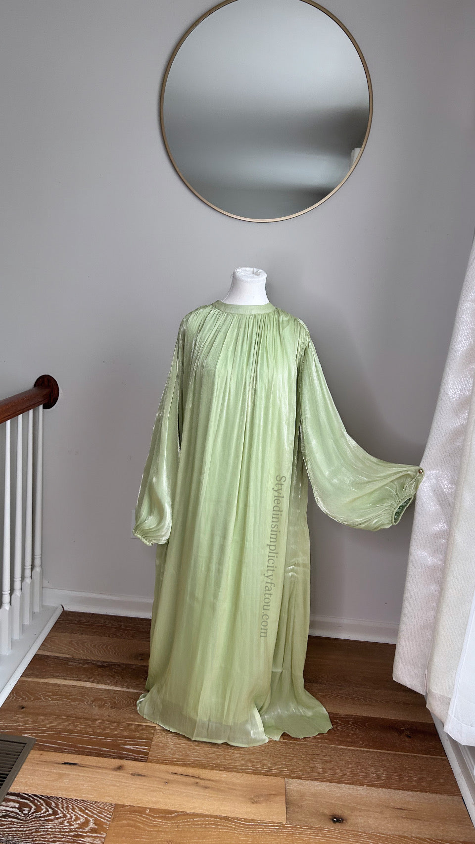 Abaya Saira