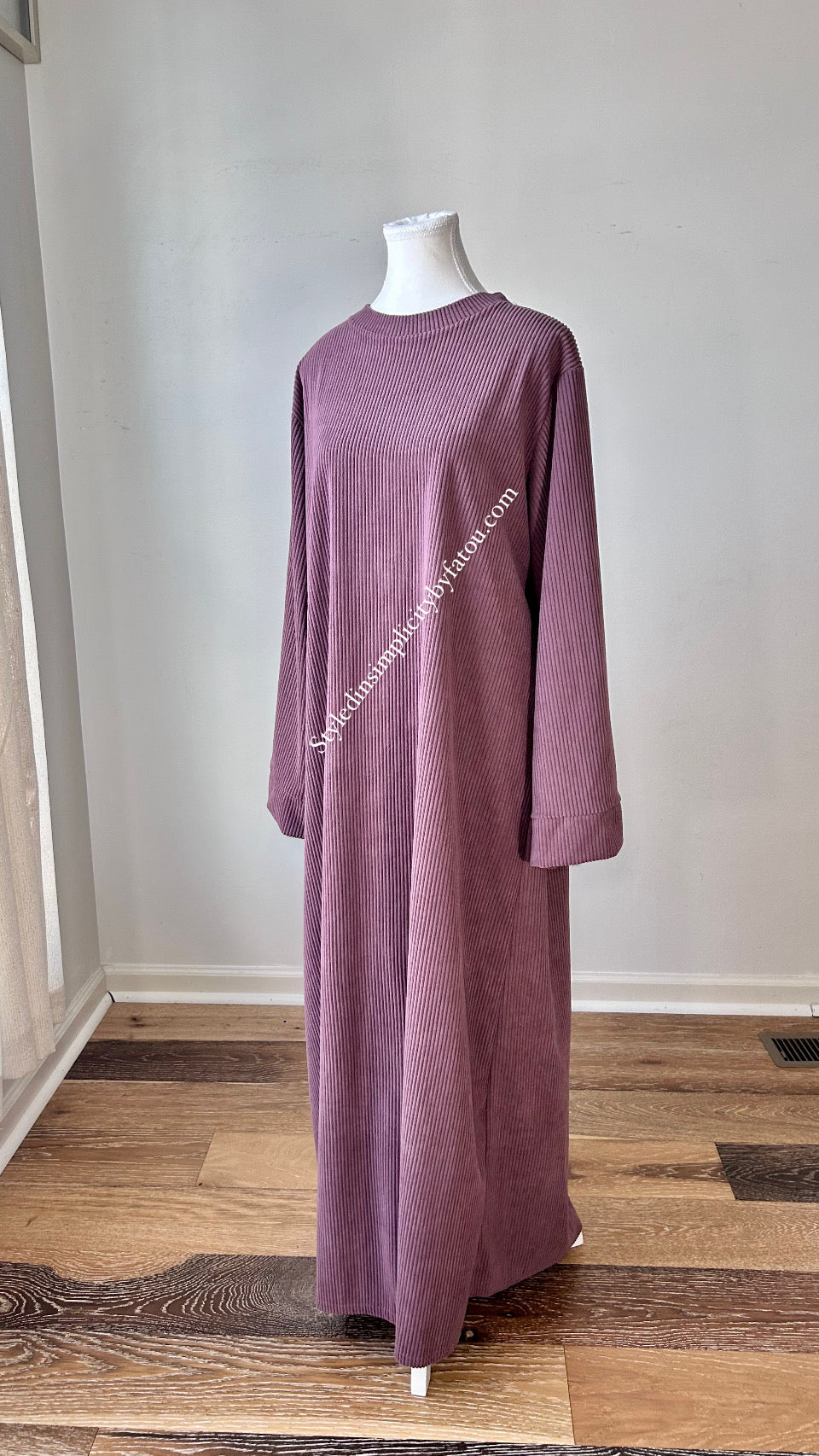 Essential everyday Fall and winter abaya