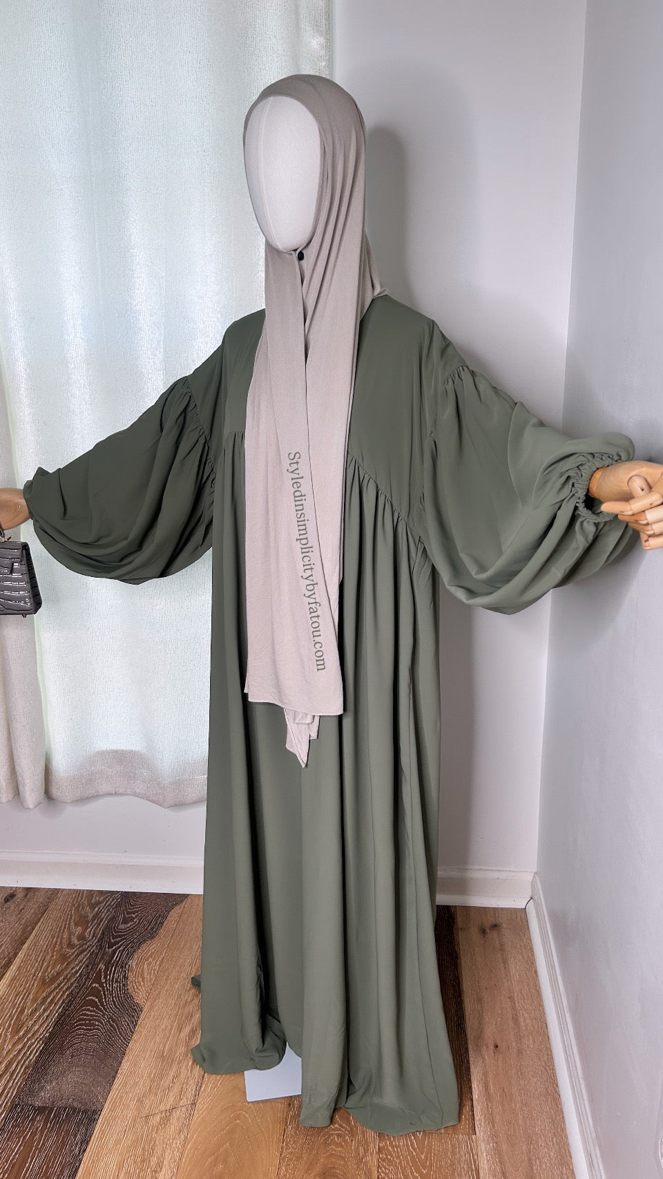 Premium Medina silk Flare abaya