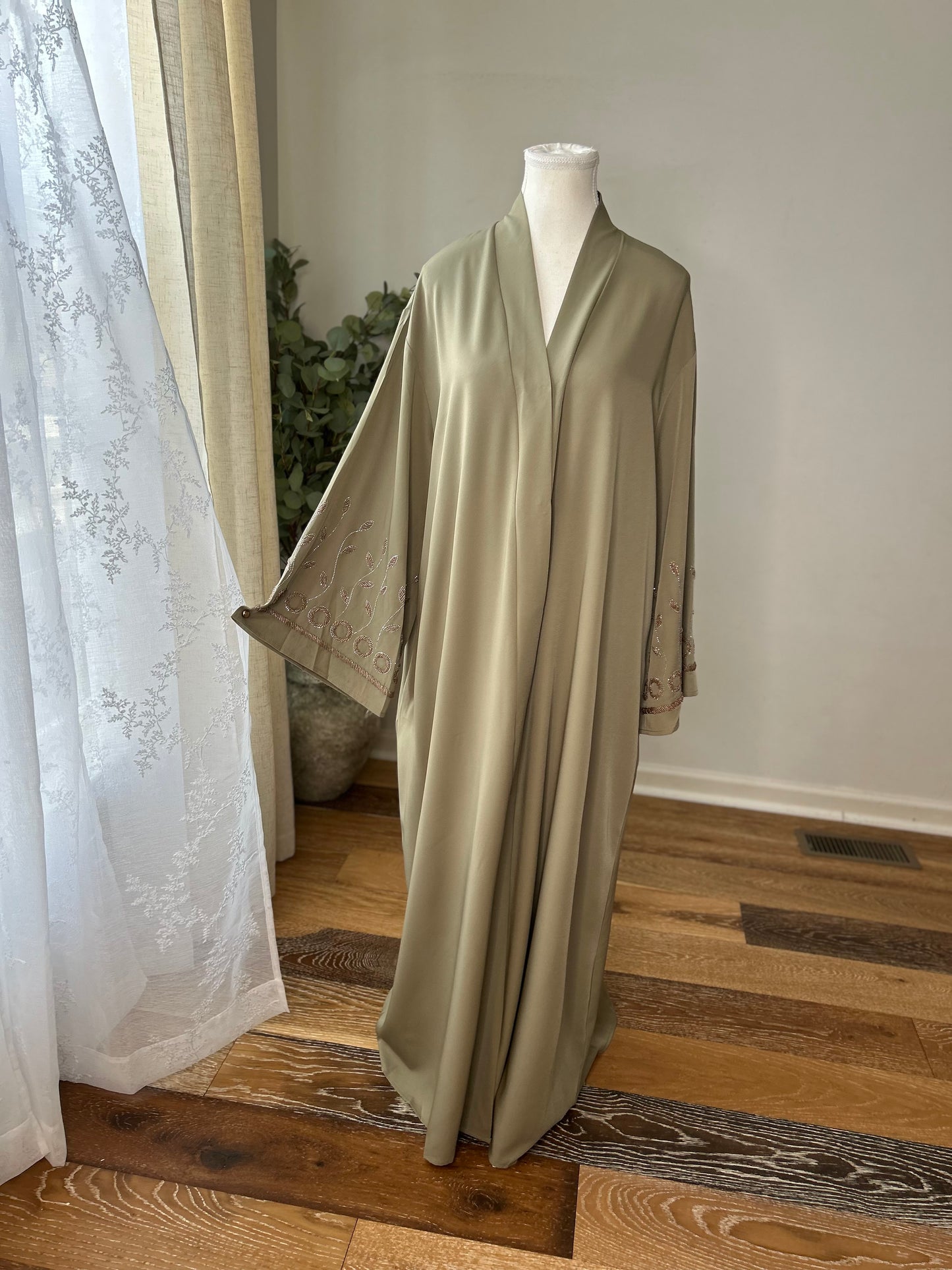 Luxury Pearl Eid Abaya – Elegant Modest Ramadan Dress for Women