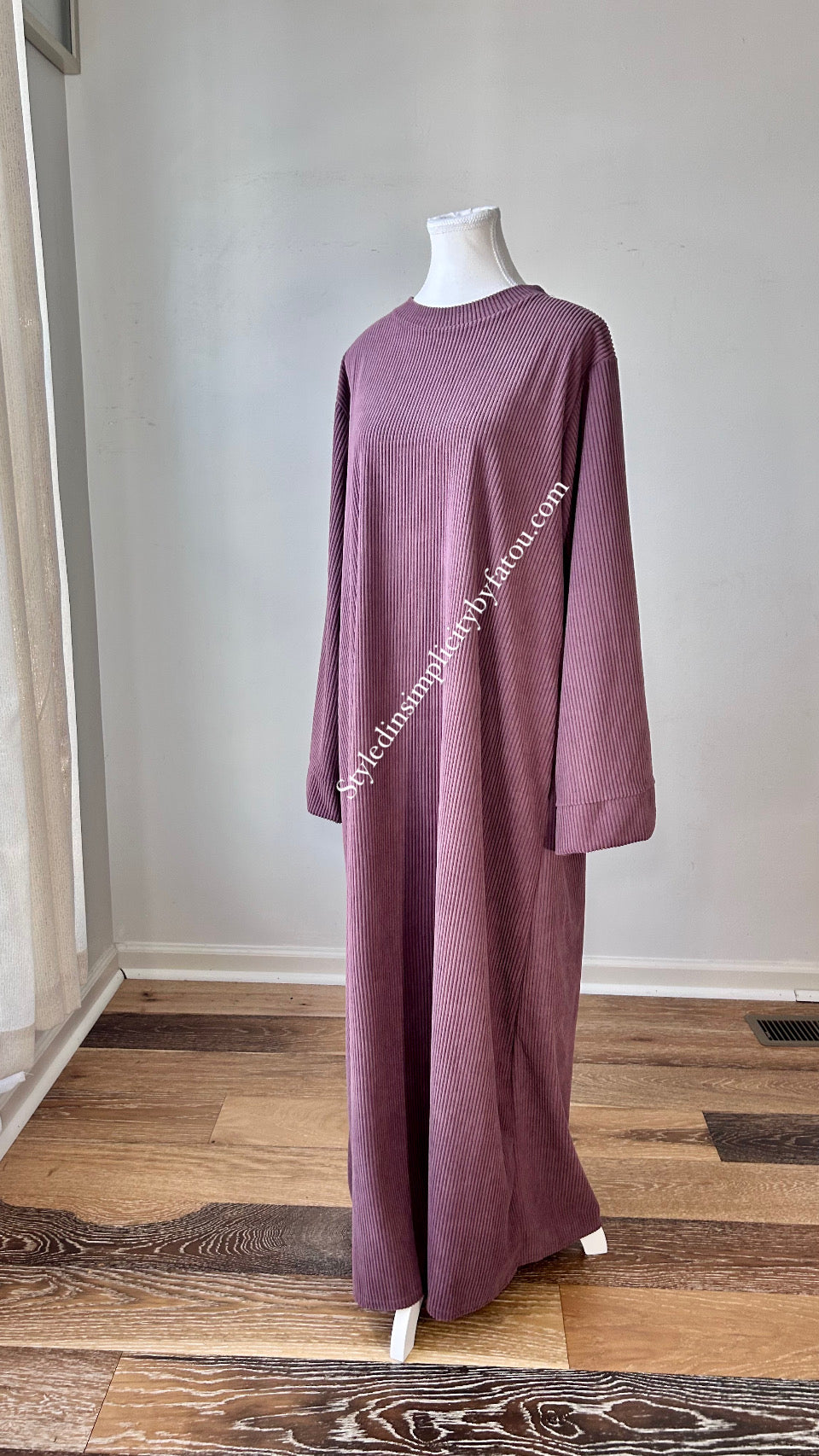 Essential everyday Fall and winter abaya